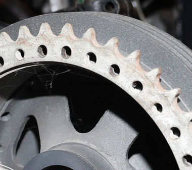 Conical production hub web spokes